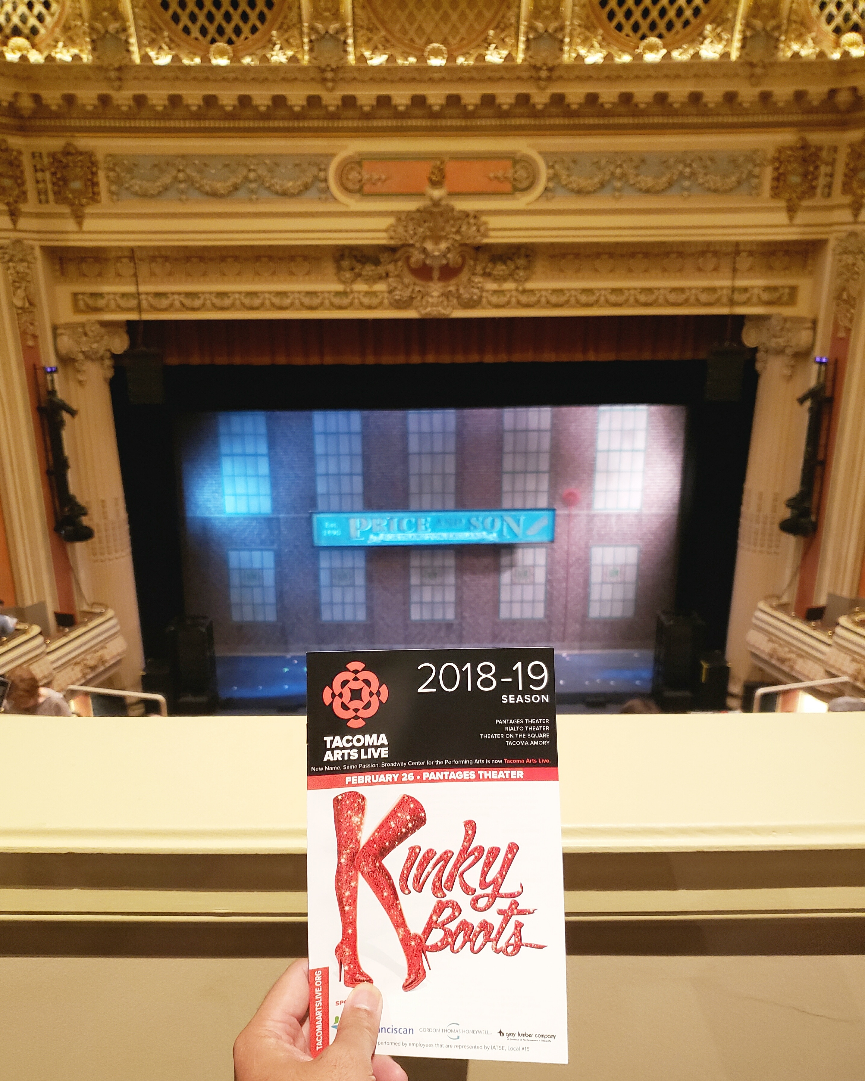 #OneNightOnly #primeSeats to @KinkyBootsBway national #tour @ #Tacoma's @TacomaArtsLive #Pantages Theater. #Fabulous #fun musical about #dragQueens. Those dudes could sing high & kick even higher! But the show was #loud, more than #Paramount Theatre! #drag #sopranos