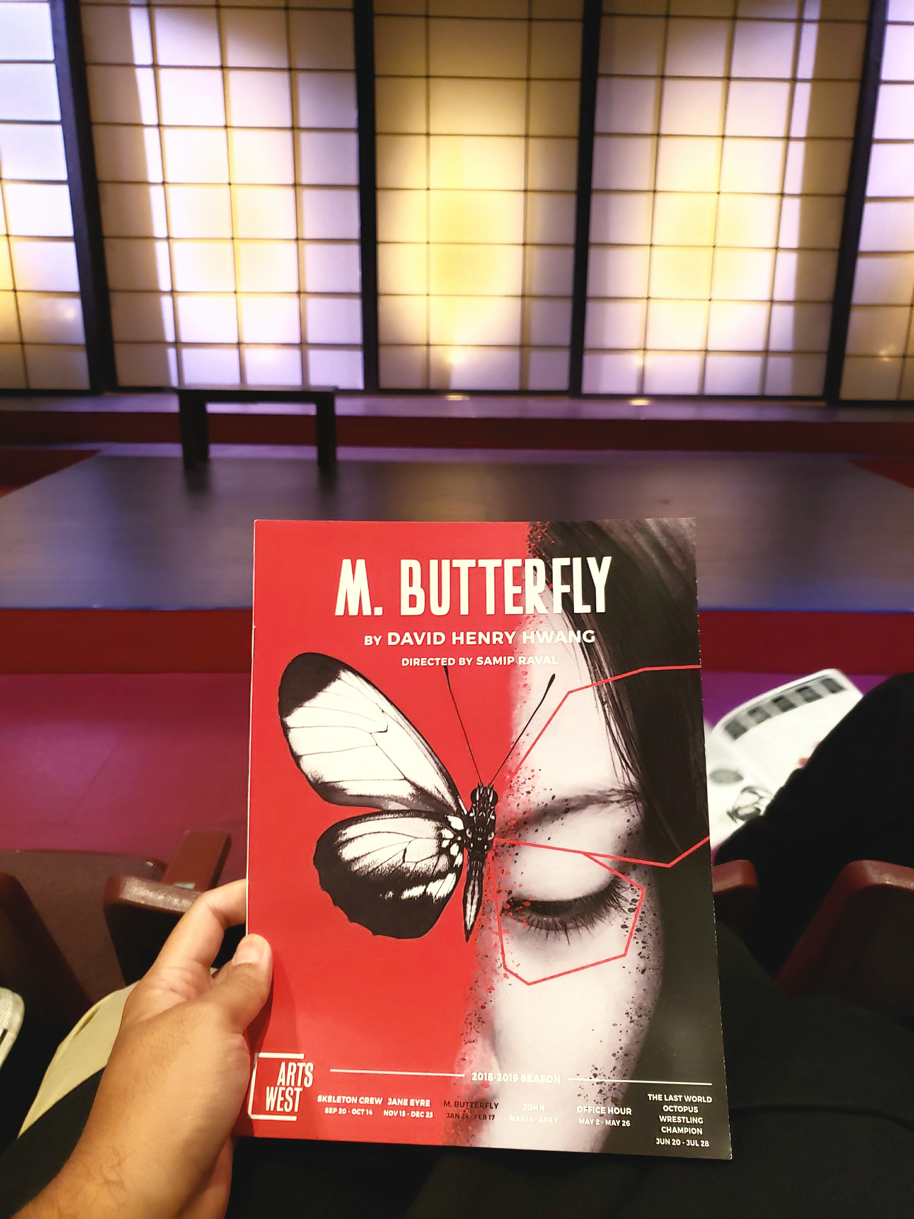 #Riveting Tony Awards-winning #play M. Butterfly. #Multilayered commentary on #gender/#sexual conformity, #Asian #racial stereotypes, & #east vs #west. A #Seattle play finally uses #nudity constructively. #madameButterfly